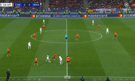 1634679741077053202.gif